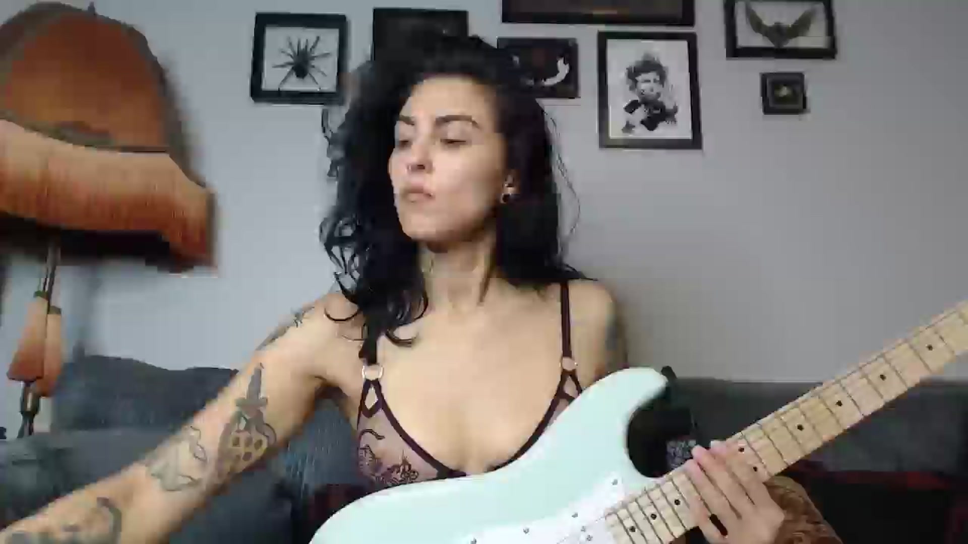 Gallery image thumbnail from ChrissyVenom's myfreecams stream on, 09/23/2025, 15:09 image 7 of 20