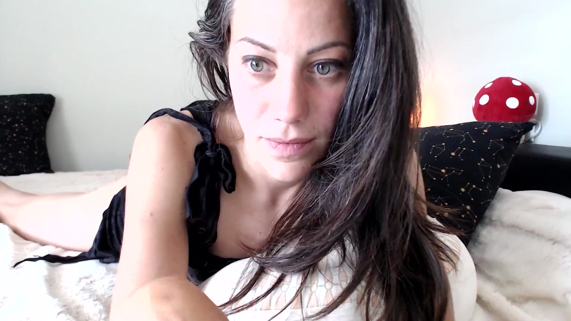 Gallery image thumbnail from ChristinaKey's myfreecams stream on, 06/11/2025, 14:56 image 2 of 20