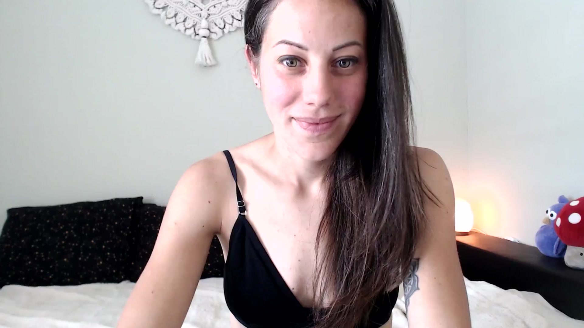 Gallery image thumbnail from ChristinaKey's myfreecams stream on, 06/13/2025, 13:59 image 20 of 20