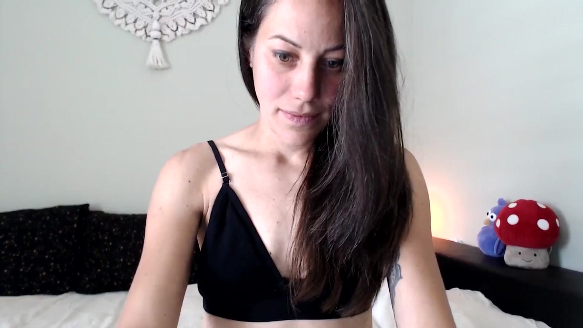Gallery image thumbnail from ChristinaKey's myfreecams stream on, 06/13/2025, 13:59 image 3 of 20