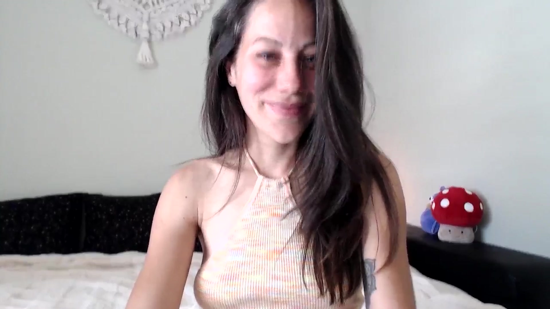 Gallery image thumbnail from ChristinaKey's myfreecams stream on, 06/15/2025, 12:55 image 18 of 20