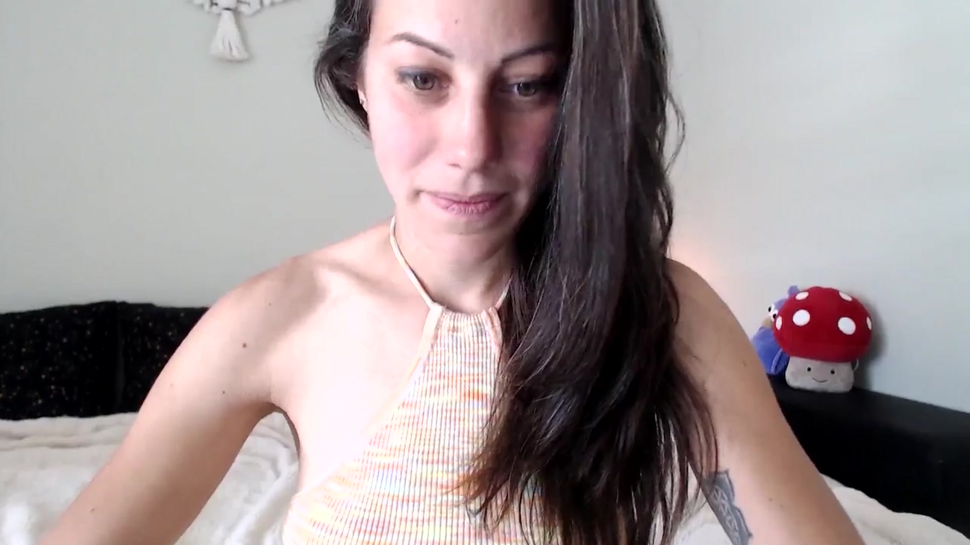 Gallery image thumbnail from ChristinaKey's myfreecams stream on, 06/15/2025, 12:55 image 9 of 20