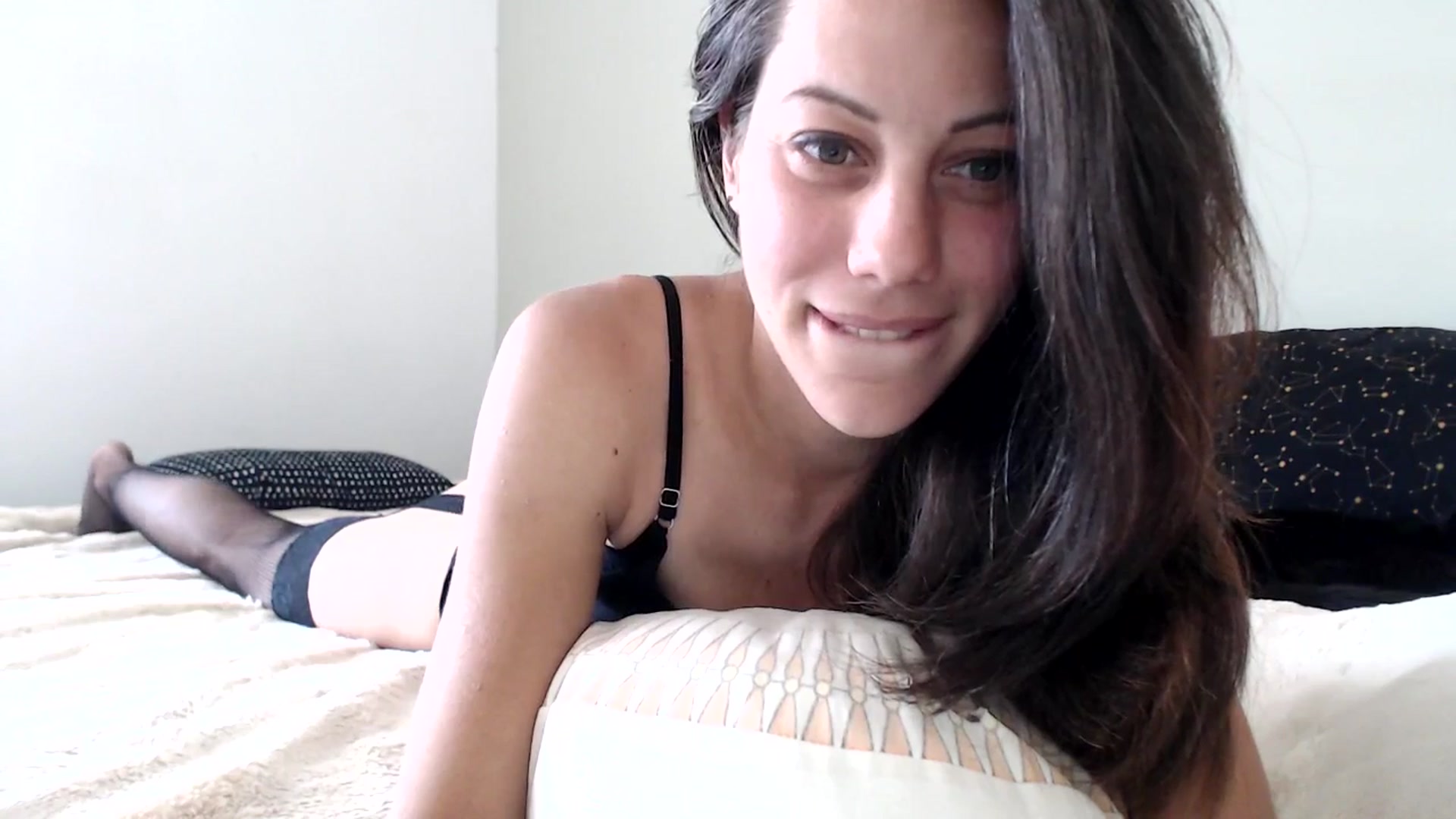 Gallery image thumbnail from ChristinaKey's myfreecams stream on, 06/22/2025, 14:49 image 8 of 20