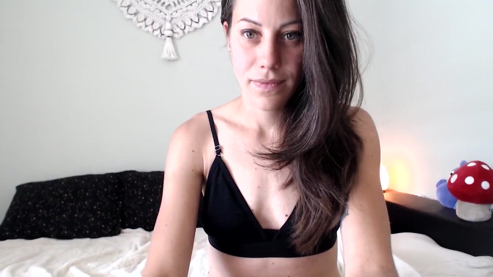 Gallery image thumbnail from ChristinaKey's myfreecams stream on, 06/22/2025, 14:49 image 14 of 20