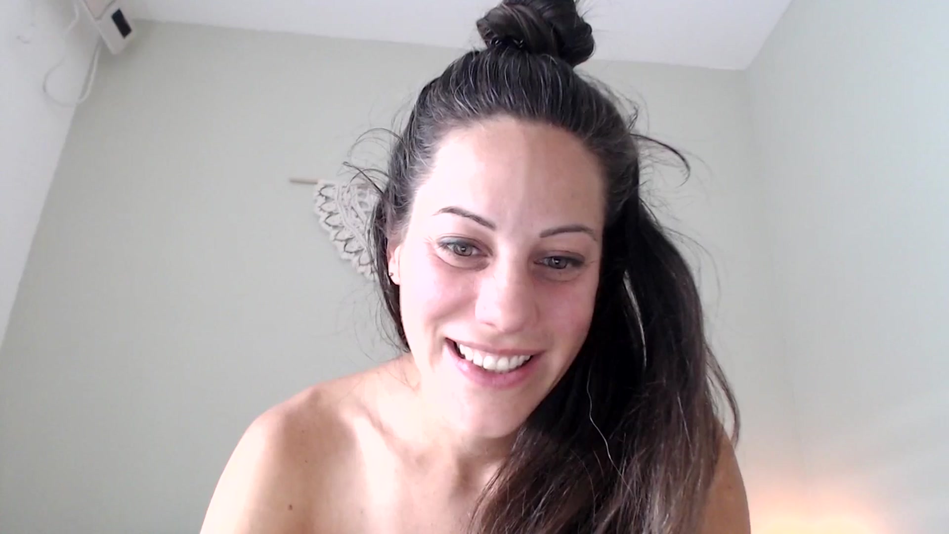 Gallery image thumbnail from ChristinaKey's myfreecams stream on, 07/11/2025, 15:13 image 17 of 20