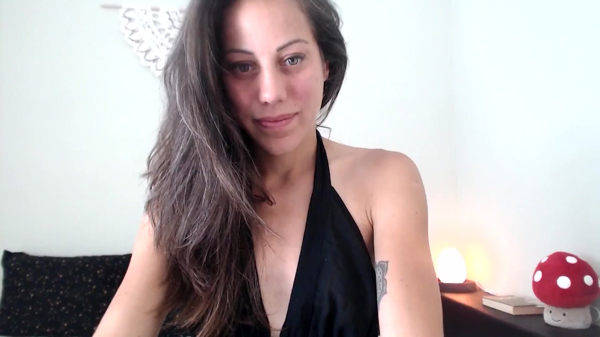 Gallery image thumbnail from ChristinaKey's myfreecams stream on, 07/15/2025, 15:09 image 9 of 20