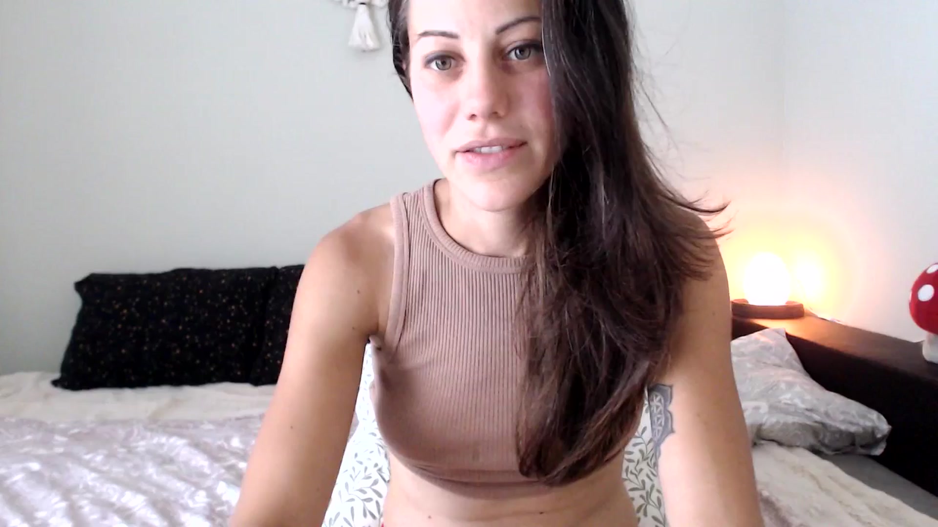 Gallery image thumbnail from ChristinaKey's myfreecams stream on, 07/21/2025, 14:27 image 7 of 20