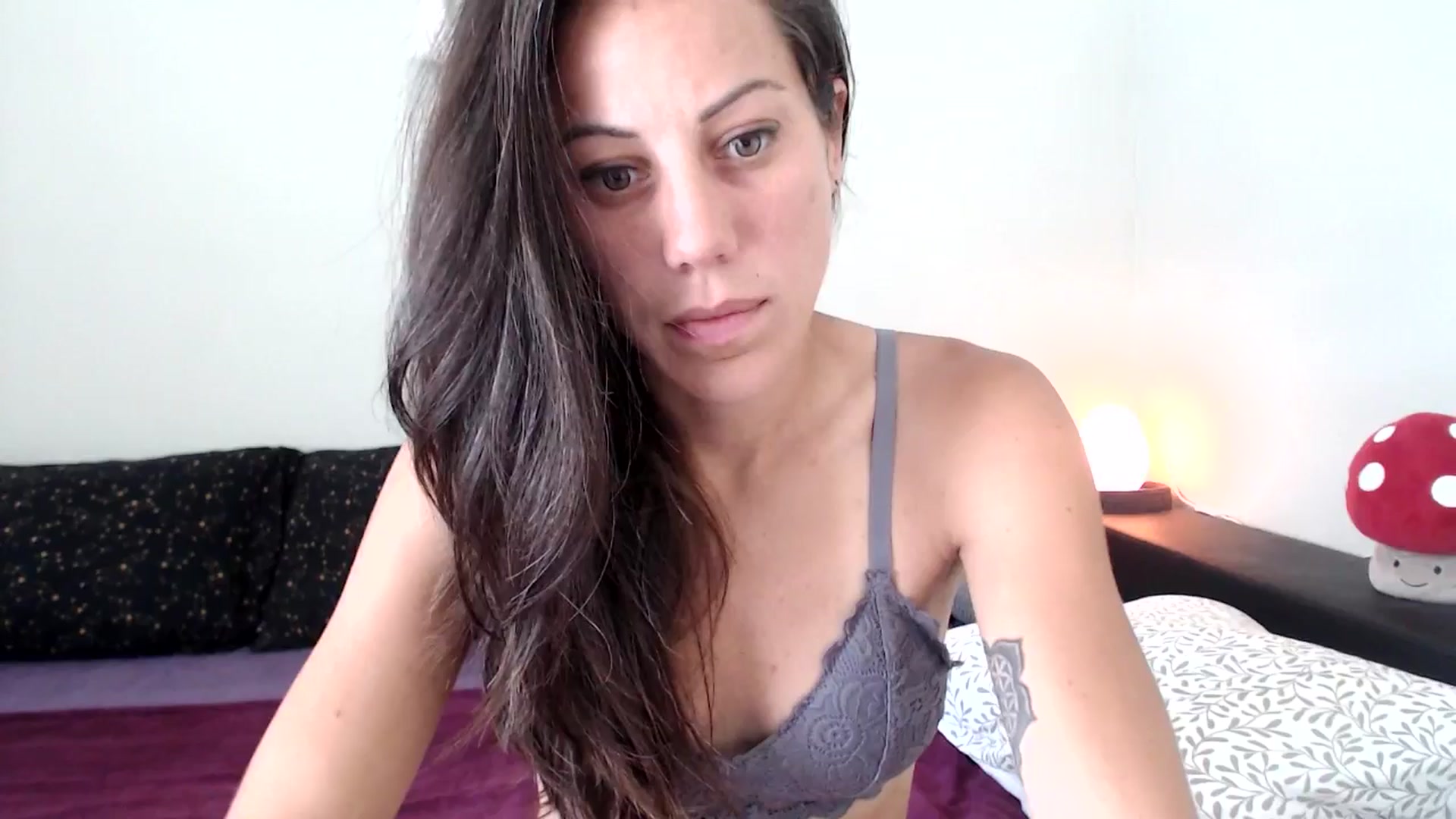 Gallery image thumbnail from ChristinaKey's myfreecams stream on, 07/25/2025, 16:19 image 2 of 20