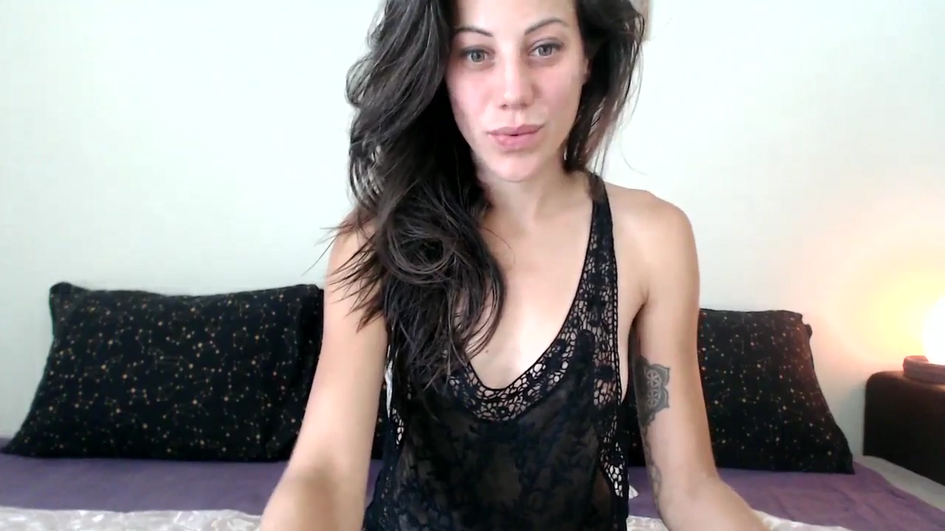 Gallery image thumbnail from ChristinaKey's myfreecams stream on, 07/31/2025, 15:10 image 10 of 20