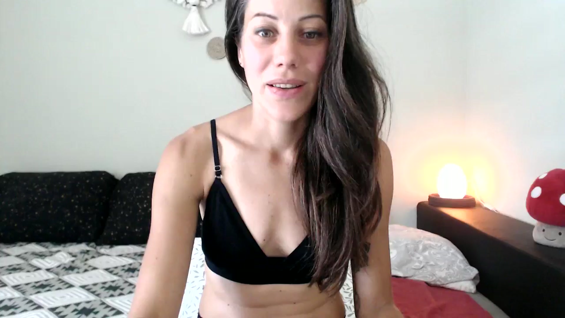 Gallery image thumbnail from ChristinaKey's myfreecams stream on, 08/05/2025, 14:44 image 1 of 20