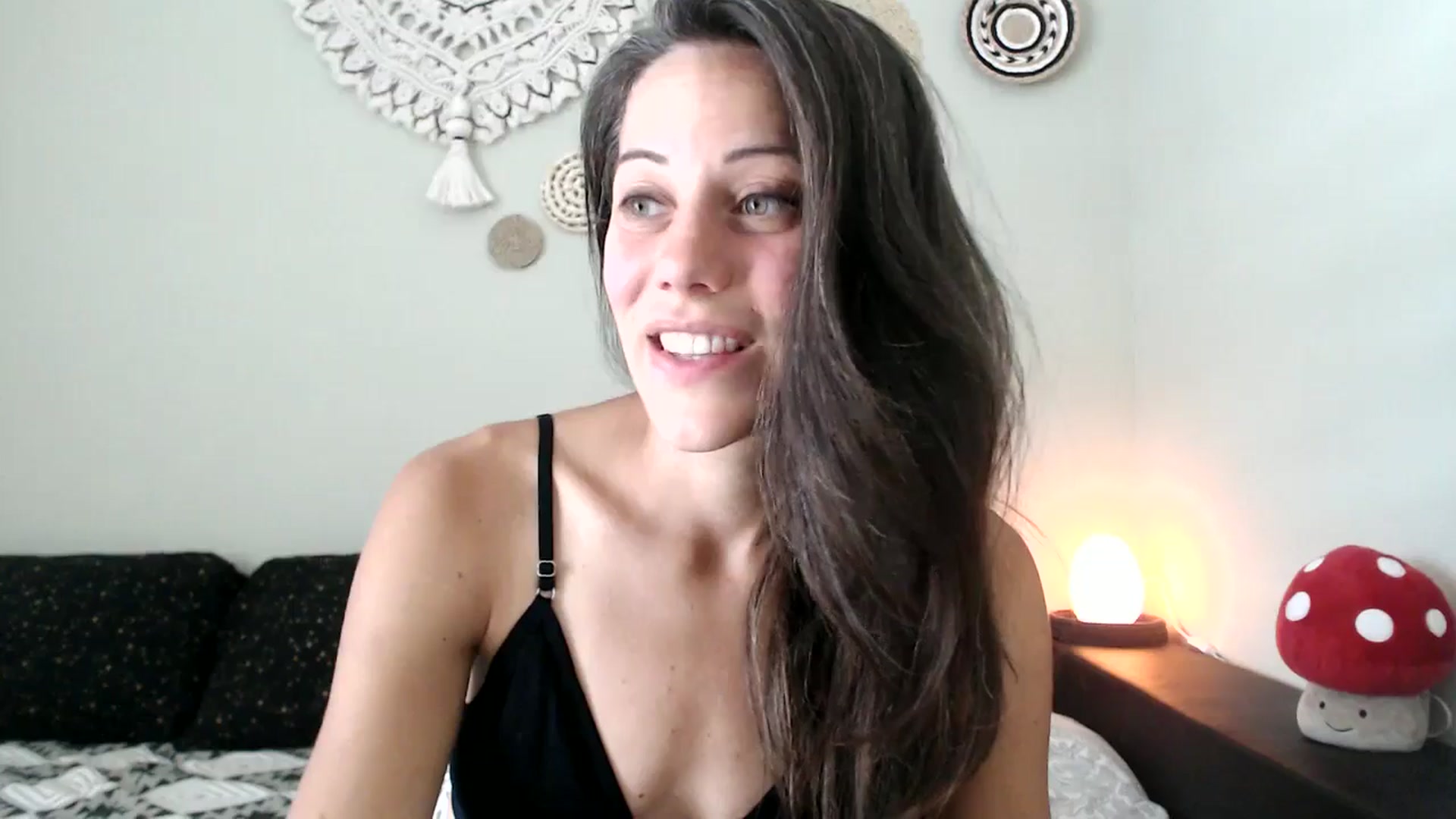 Gallery image thumbnail from ChristinaKey's myfreecams stream on, 08/05/2025, 14:44 image 10 of 20