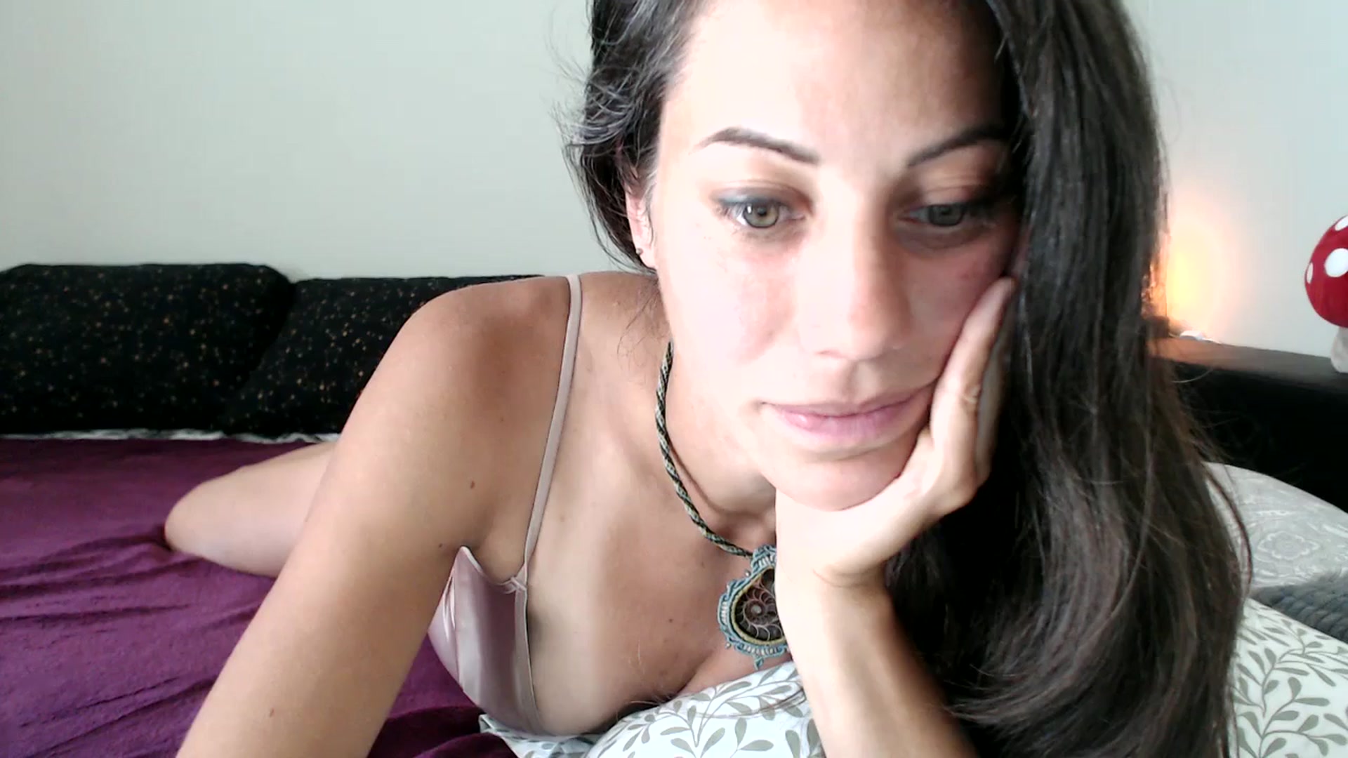 Gallery image thumbnail from ChristinaKey's myfreecams stream on, 08/12/2025, 15:31 image 6 of 20