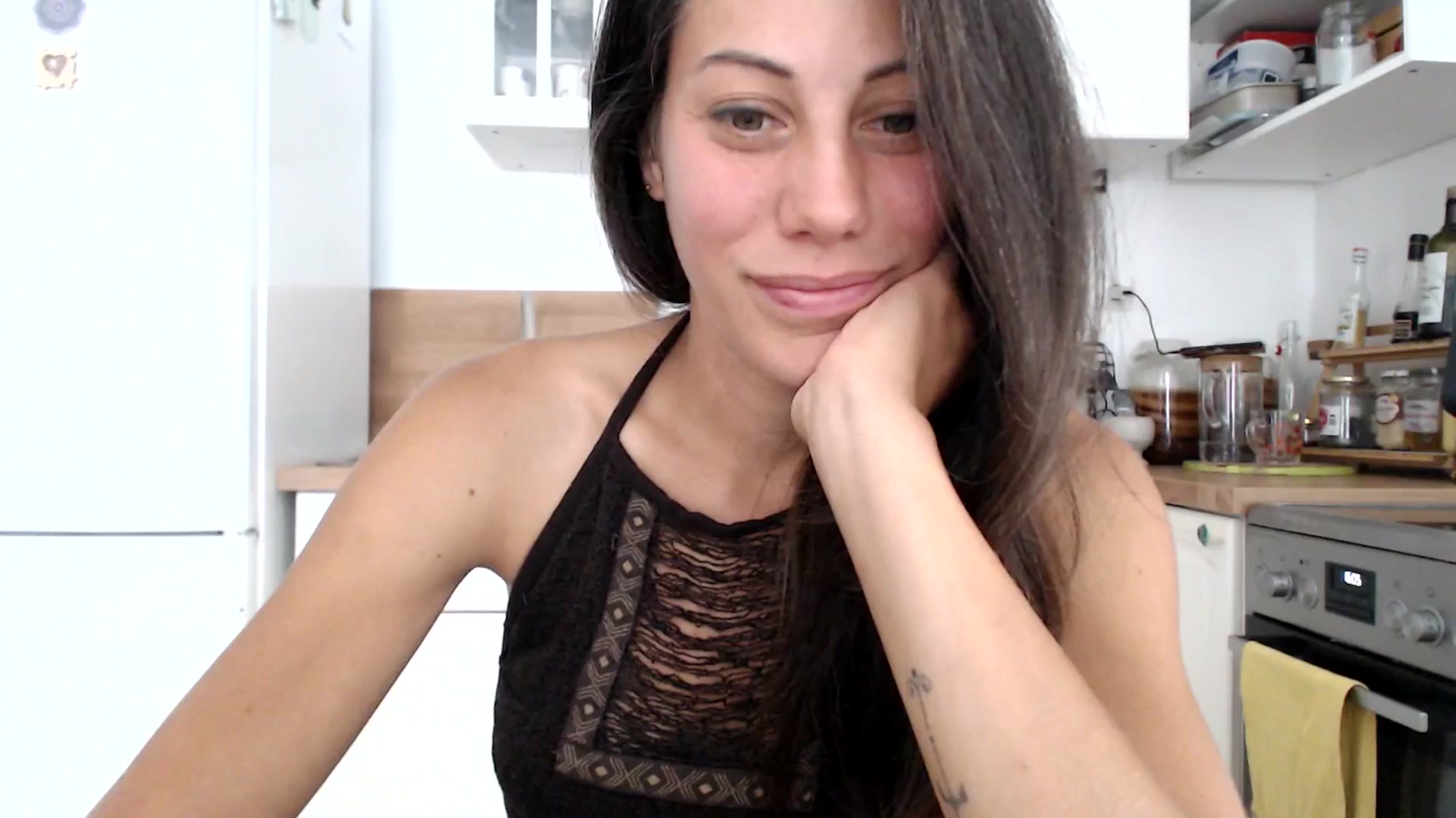 Gallery image thumbnail from ChristinaKey's myfreecams stream on, 08/14/2025, 15:18 image 9 of 20