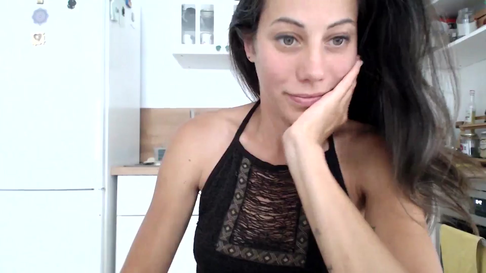 Gallery image thumbnail from ChristinaKey's myfreecams stream on, 08/14/2025, 15:18 image 15 of 20