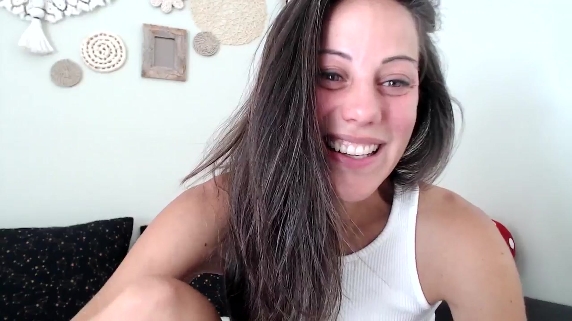 Gallery image thumbnail from ChristinaKey's myfreecams stream on, 08/26/2025, 15:23 image 19 of 20