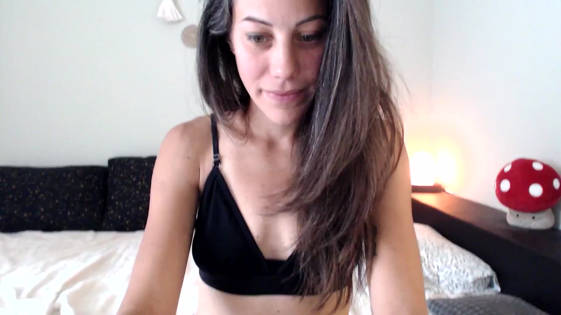 Gallery image thumbnail from ChristinaKey's myfreecams stream on, 08/27/2025, 14:59 image 17 of 20