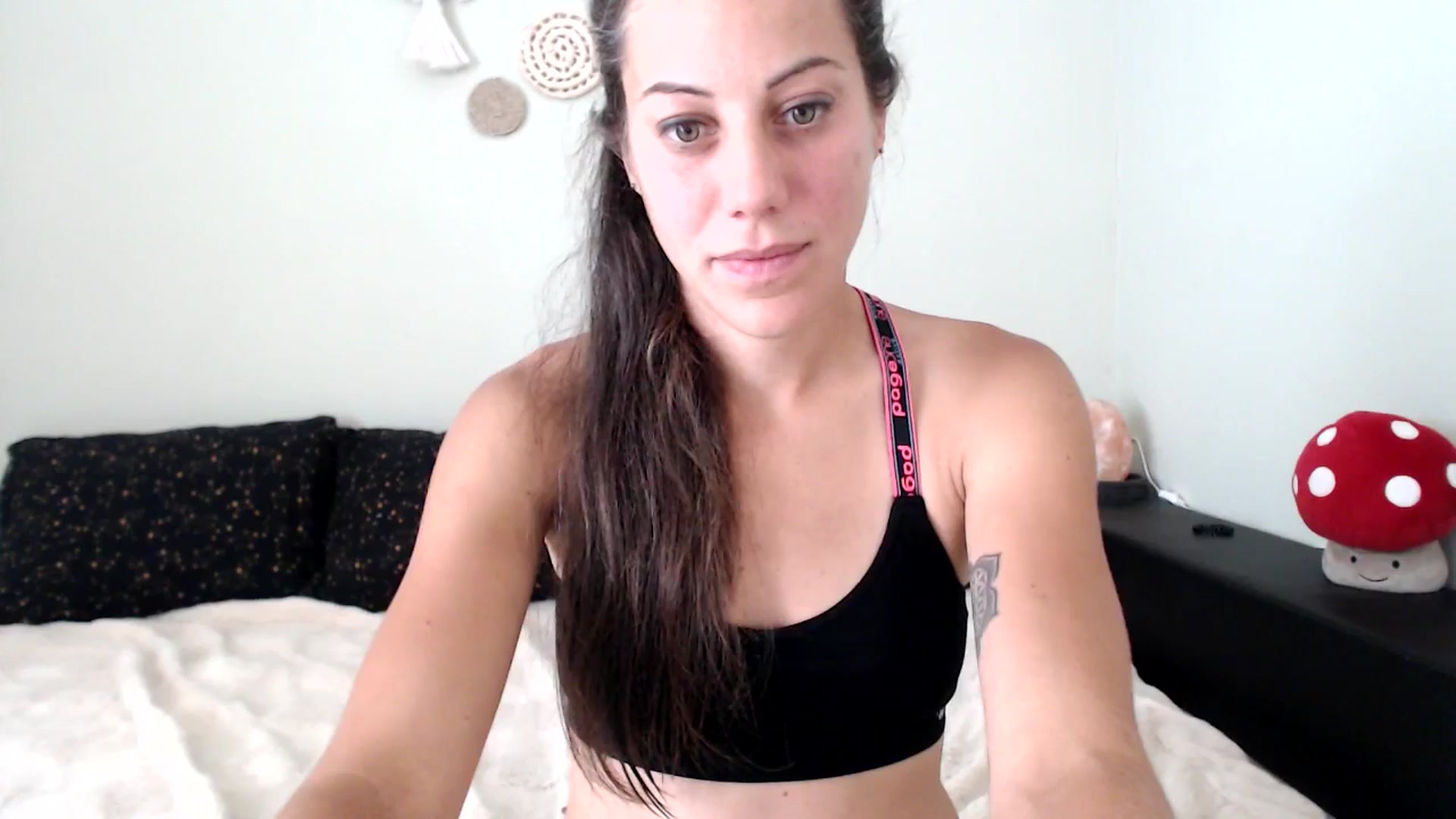 Gallery image thumbnail from ChristinaKey's myfreecams stream on, 09/05/2025, 15:27 image 10 of 20