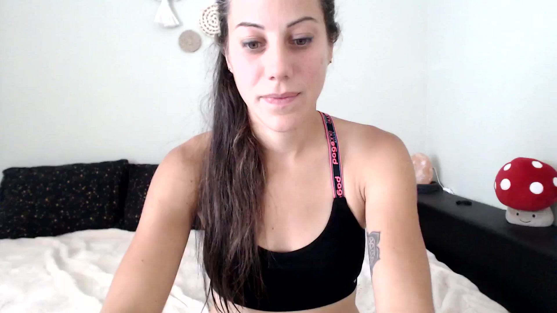 Gallery image thumbnail from ChristinaKey's myfreecams stream on, 09/05/2025, 15:27 image 6 of 20