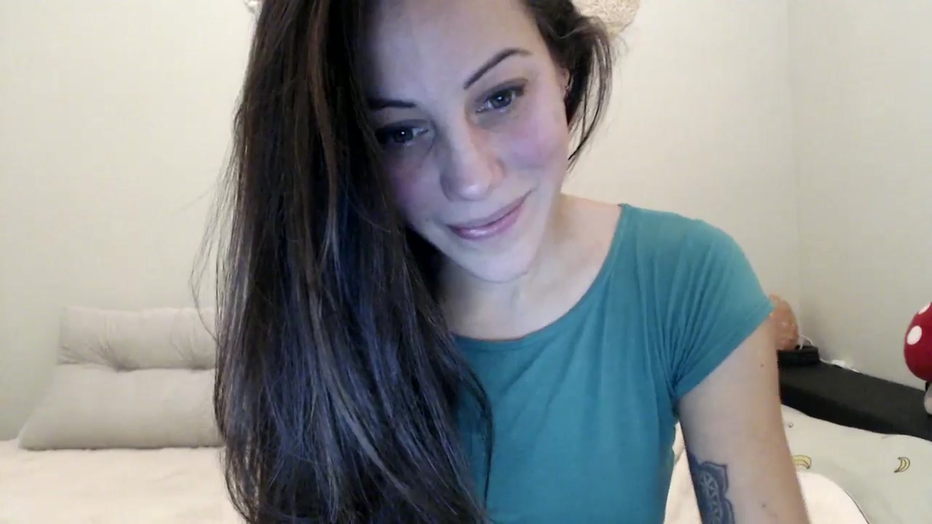 Gallery image thumbnail from ChristinaKey's myfreecams stream on, 11/17/2025, 15:24 image 16 of 20