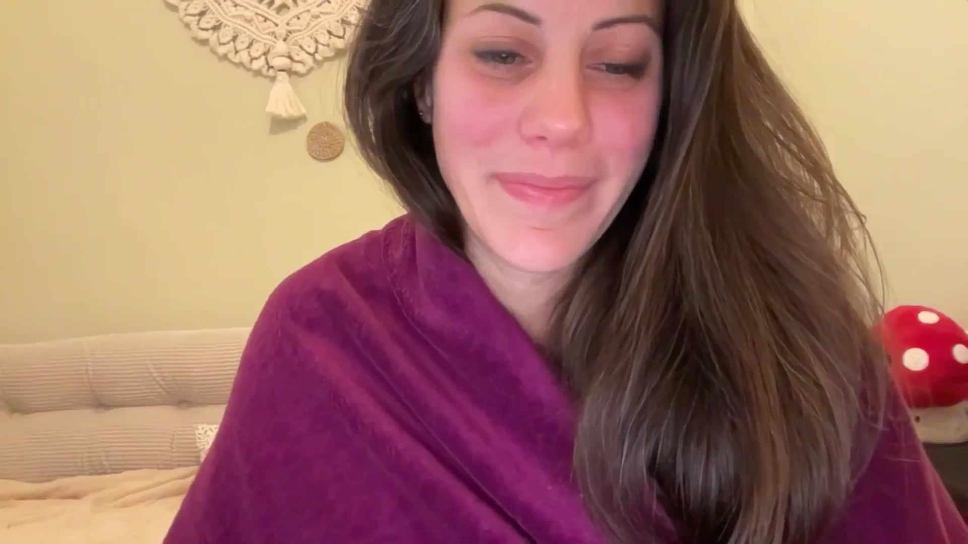 Gallery image thumbnail from ChristinaKey's myfreecams stream on, 11/24/2025, 14:11 image 9 of 20