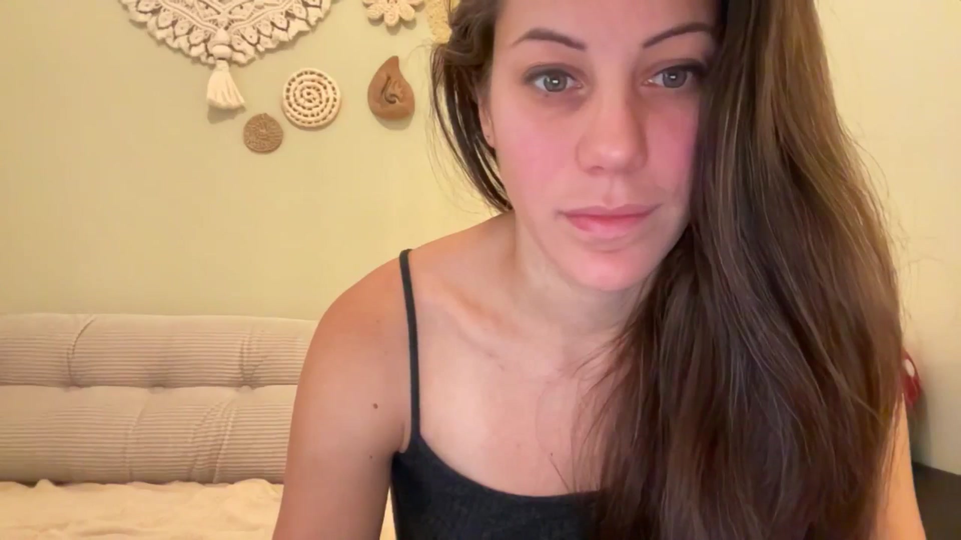 Gallery image thumbnail from ChristinaKey's myfreecams stream on, 12/08/2025, 14:06 image 3 of 20