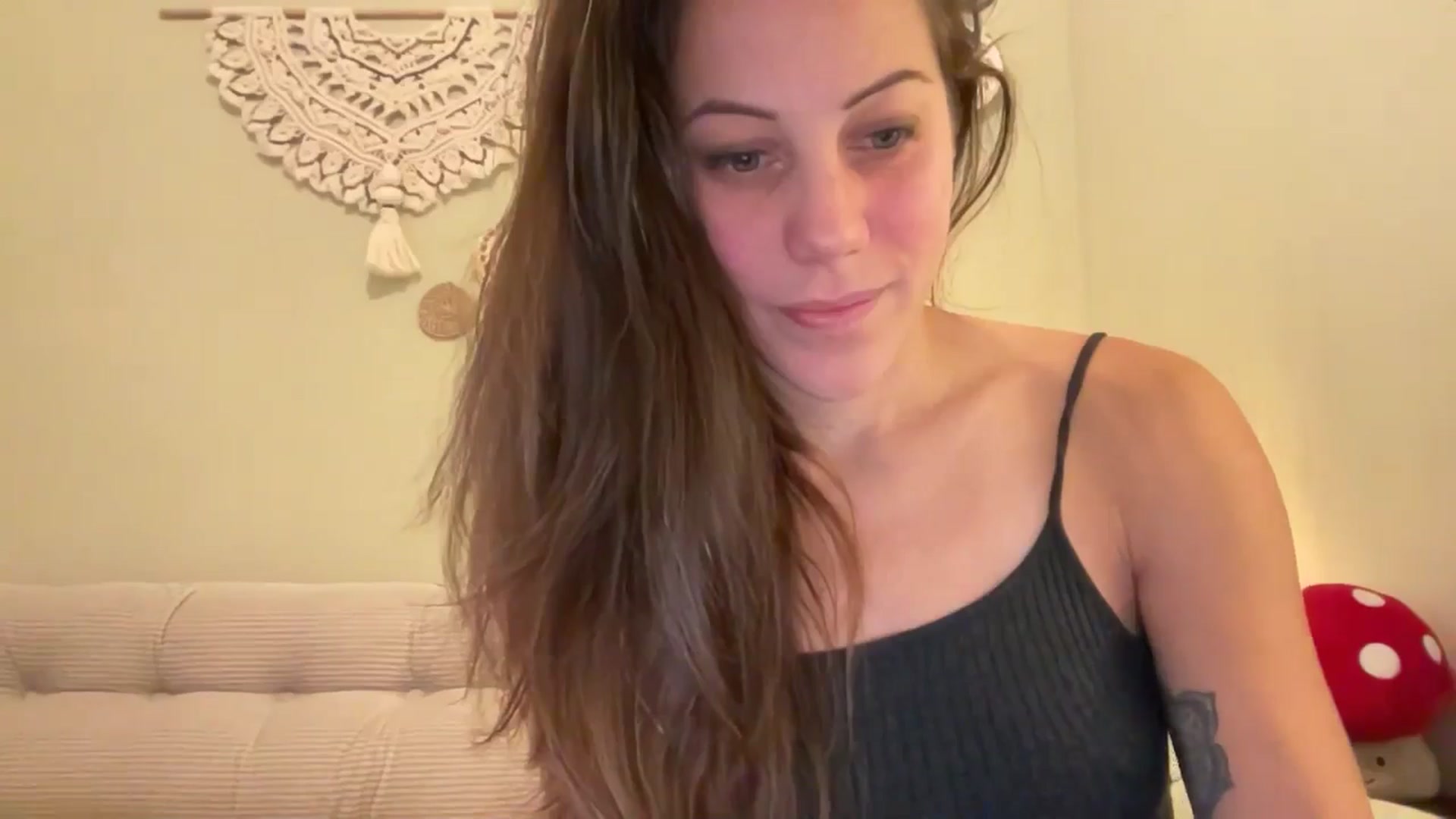 Gallery image thumbnail from ChristinaKey's myfreecams stream on, 12/08/2025, 14:06 image 10 of 20