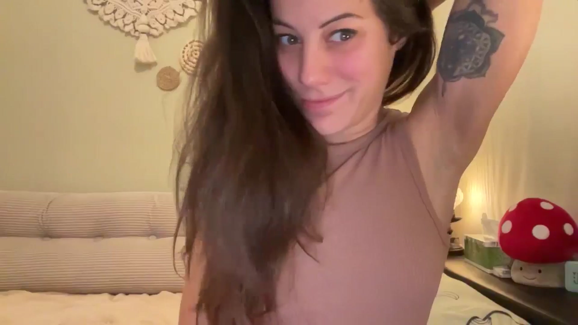 Gallery image thumbnail from ChristinaKey's myfreecams stream on, 12/20/2025, 13:21 image 11 of 20