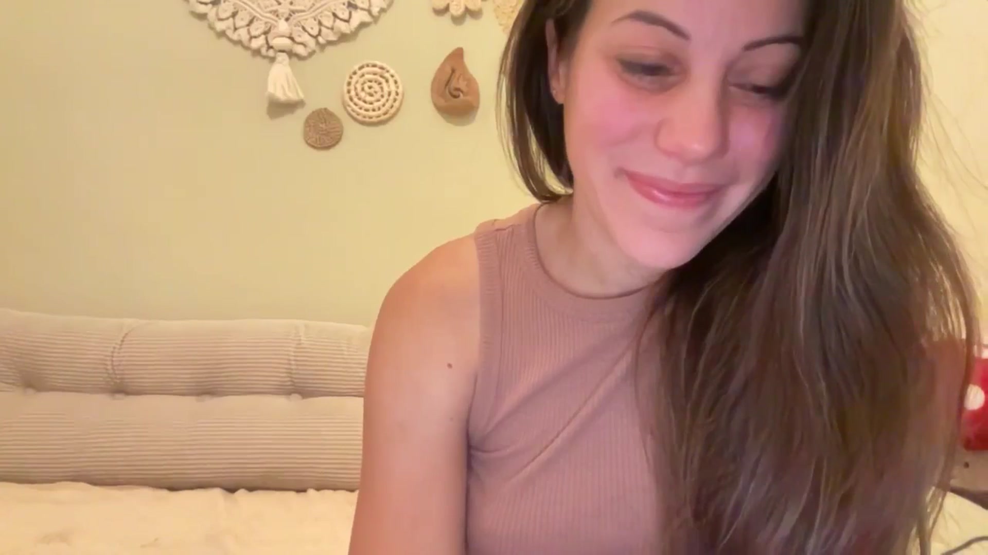 Gallery image thumbnail from ChristinaKey's myfreecams stream on, 12/20/2025, 14:26 image 12 of 20