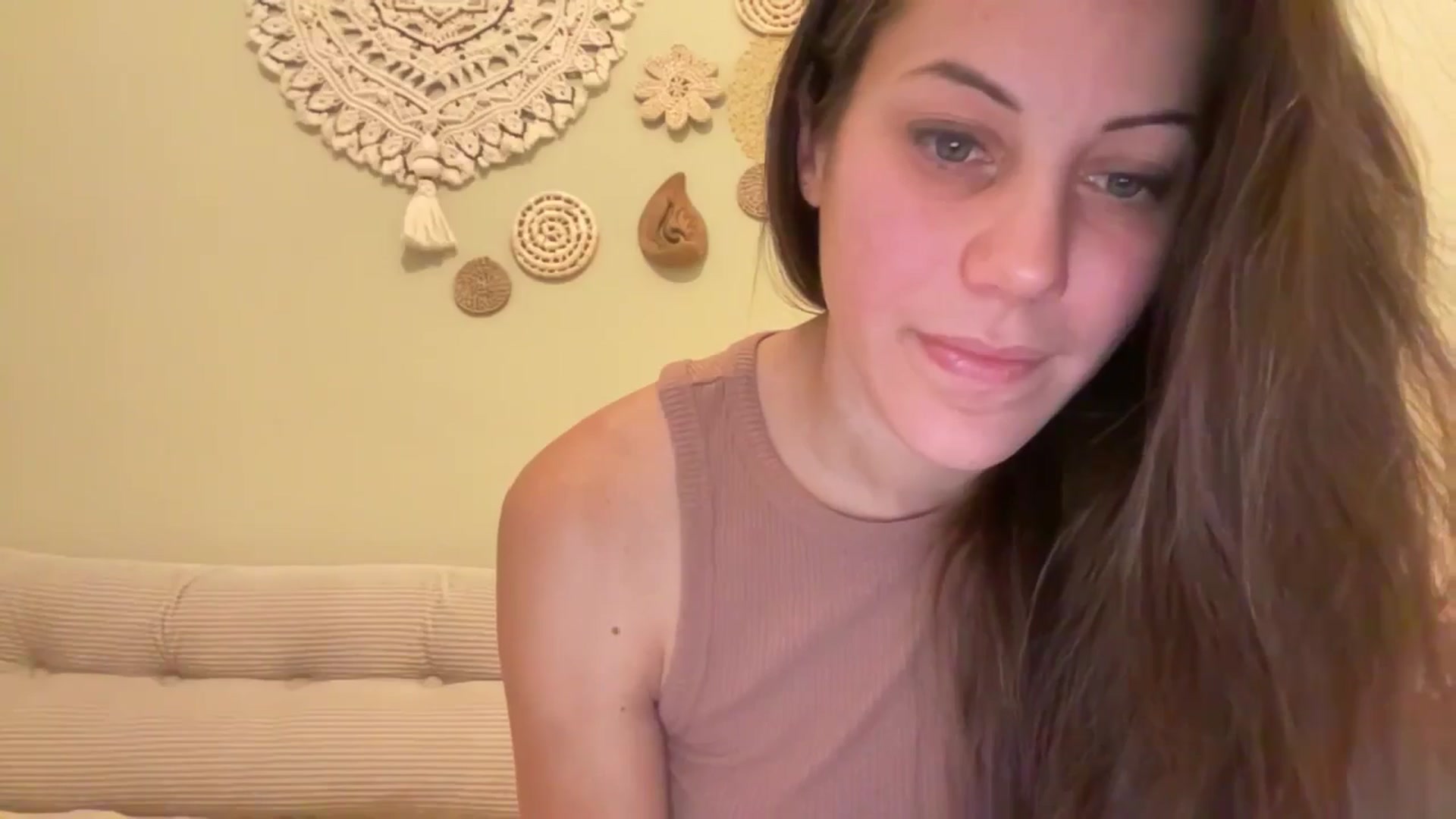 Gallery image thumbnail from ChristinaKey's myfreecams stream on, 12/20/2025, 14:26 image 14 of 20
