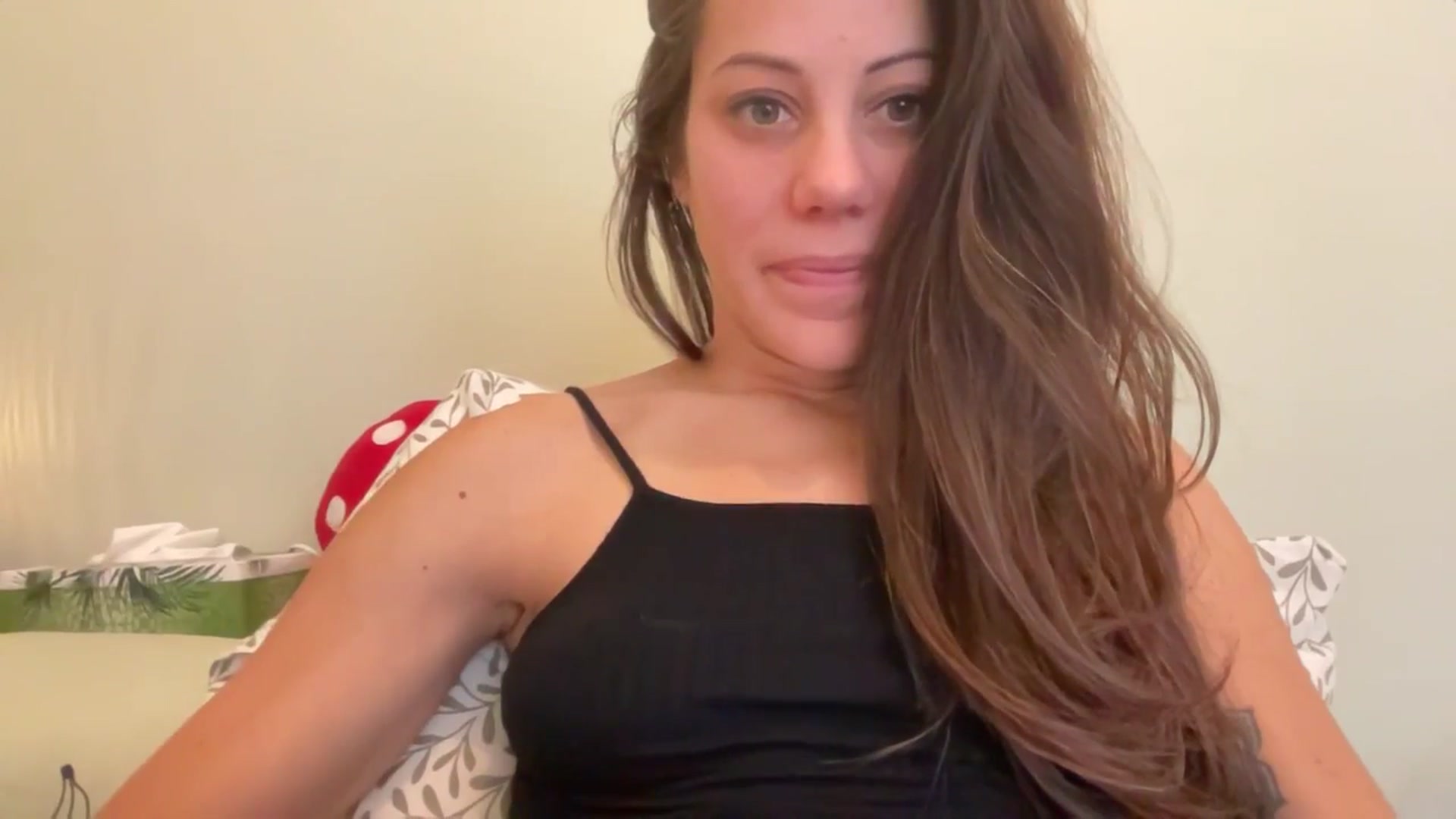 Gallery image thumbnail from ChristinaKey's myfreecams stream on, 12/29/2025, 12:58 image 15 of 20