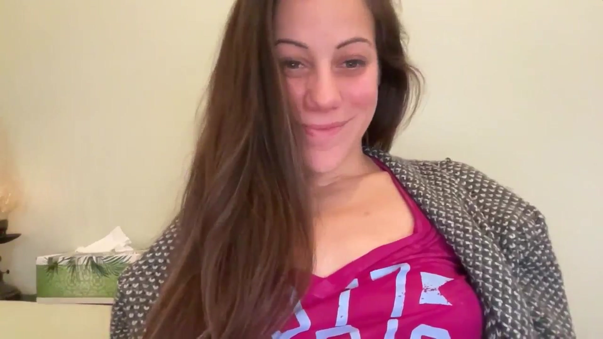 Gallery image thumbnail from ChristinaKey's myfreecams stream on, 12/30/2025, 15:00 image 6 of 20