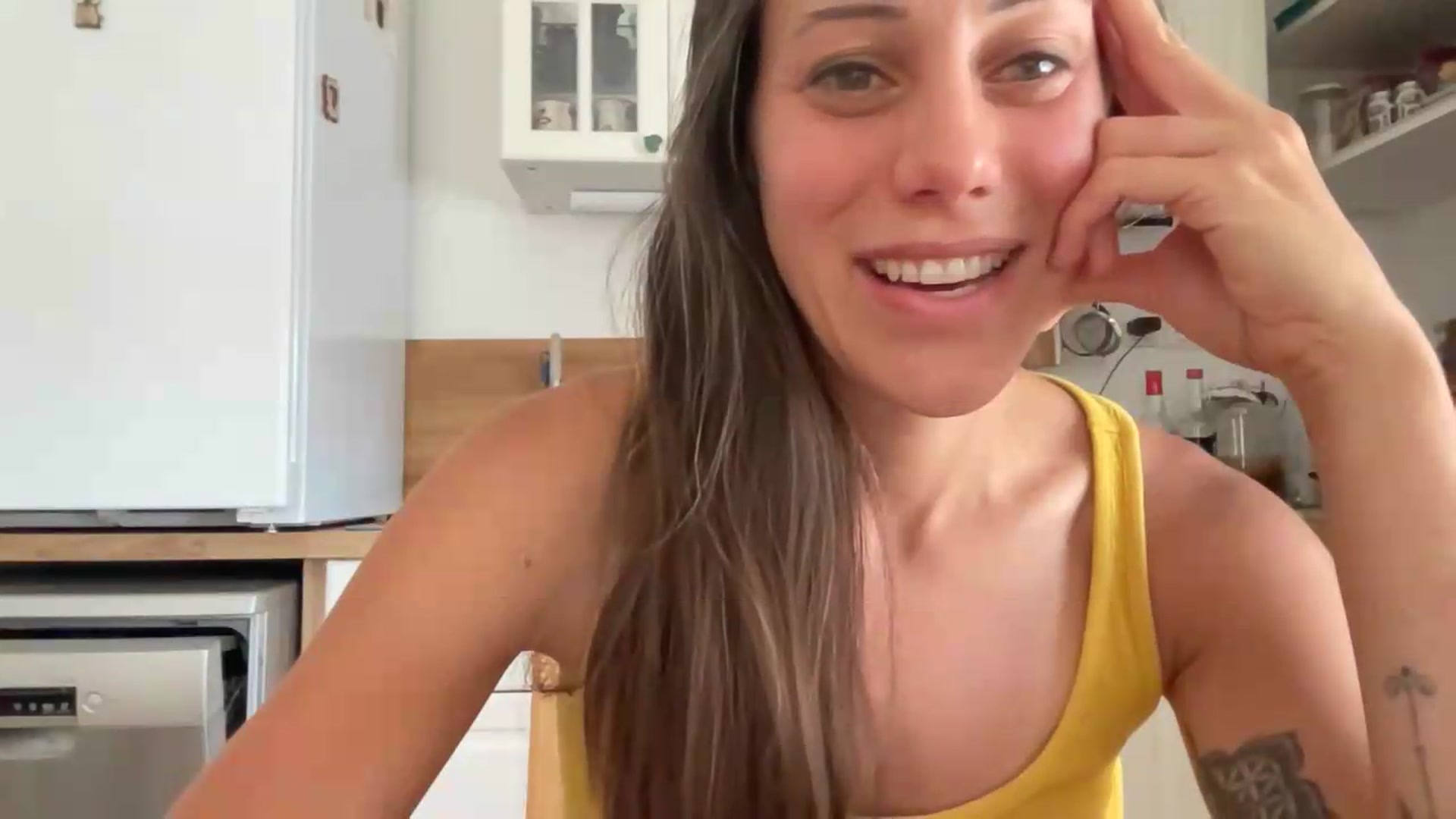 Gallery image thumbnail from ChristinaKey's myfreecams stream on, 08/14/2026, 14:34 image 15 of 20