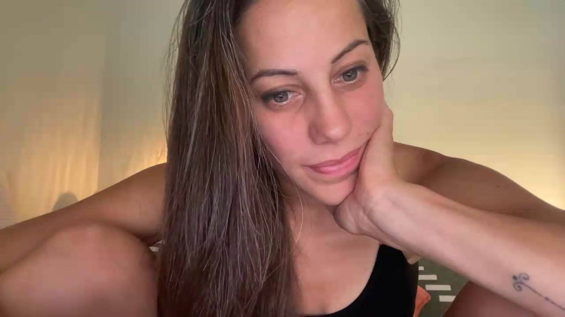 Gallery image thumbnail from ChristinaKey's myfreecams stream on, 08/27/2026, 14:17 image 9 of 20