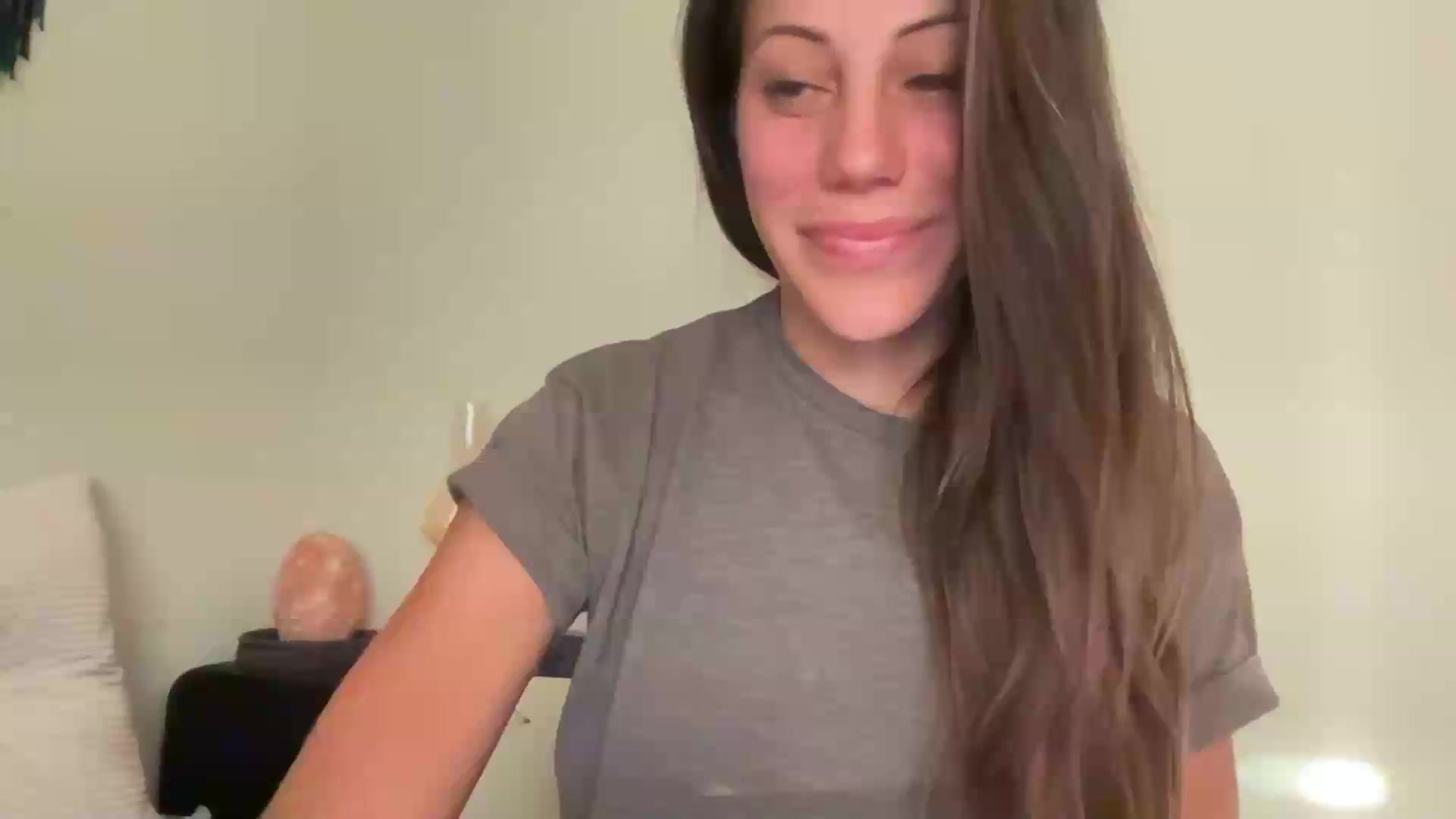 Gallery image thumbnail from ChristinaKey's myfreecams stream on, 09/06/2026, 15:56 image 17 of 20