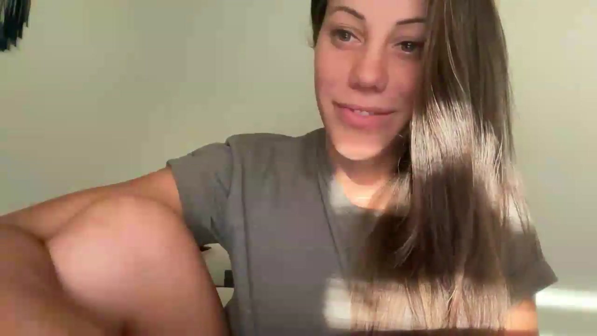 Gallery image thumbnail from ChristinaKey's myfreecams stream on, 09/06/2026, 16:17 image 4 of 20