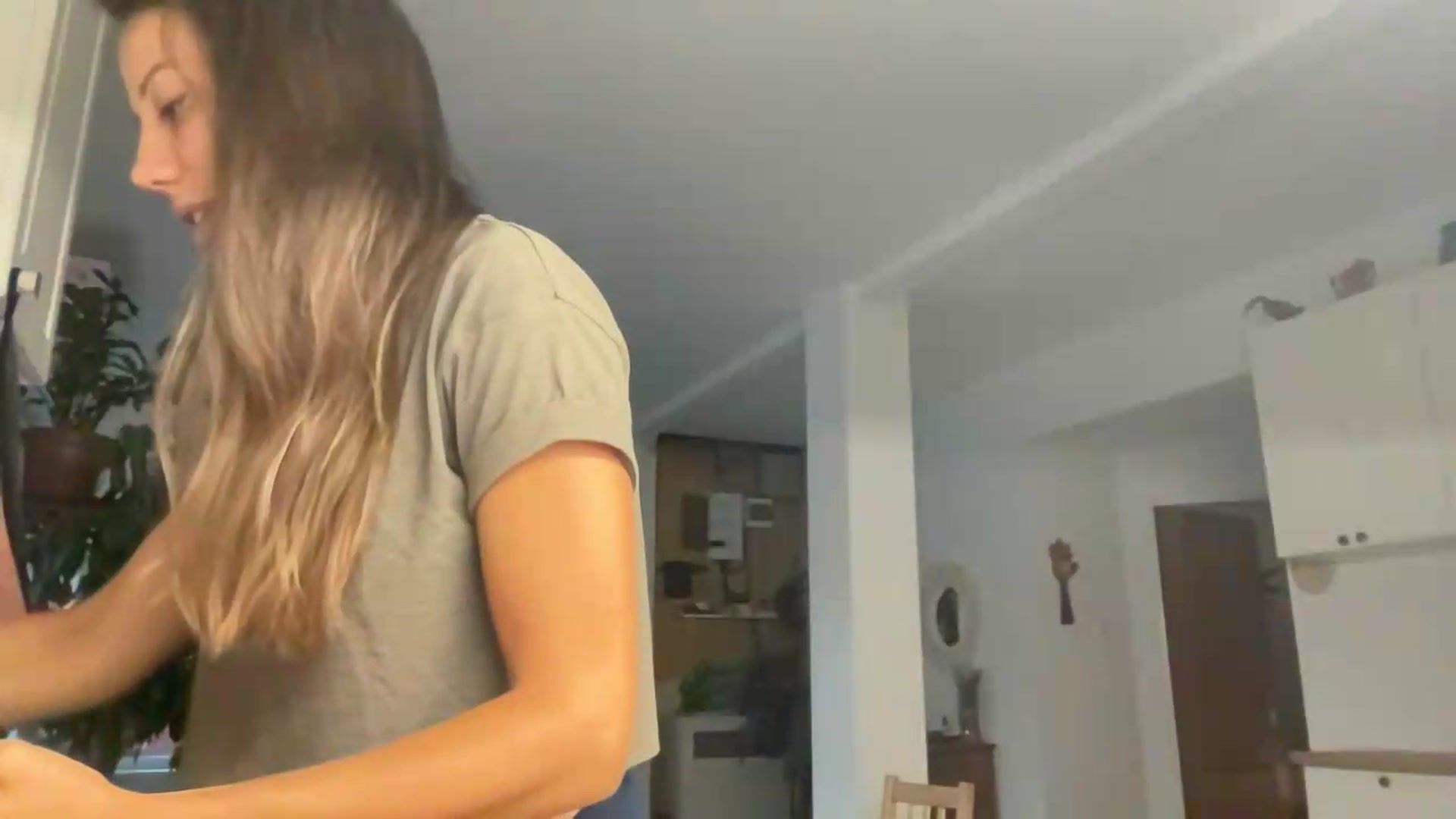 Gallery image thumbnail from ChristinaKey's myfreecams stream on, 09/06/2026, 17:22 image 11 of 20