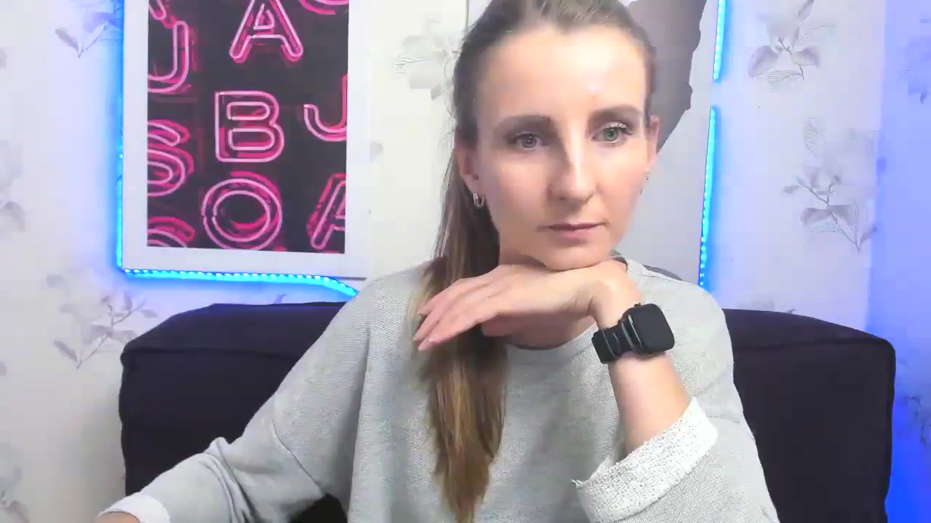 Gallery image thumbnail from ChristinaVi's myfreecams stream on, 10/22/2023, 12:38 image 16 of 20