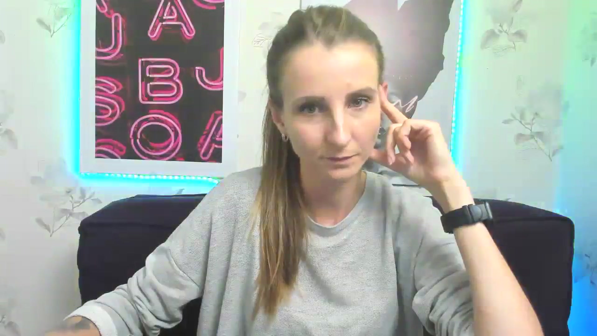 Gallery image thumbnail from ChristinaVi's myfreecams stream on, 10/22/2023, 12:38 image 2 of 20
