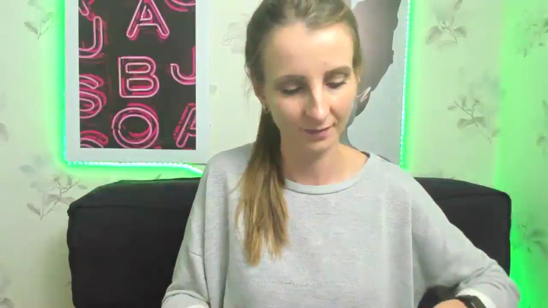 Gallery image thumbnail from ChristinaVi's myfreecams stream on, 10/22/2023, 13:55 image 6 of 20