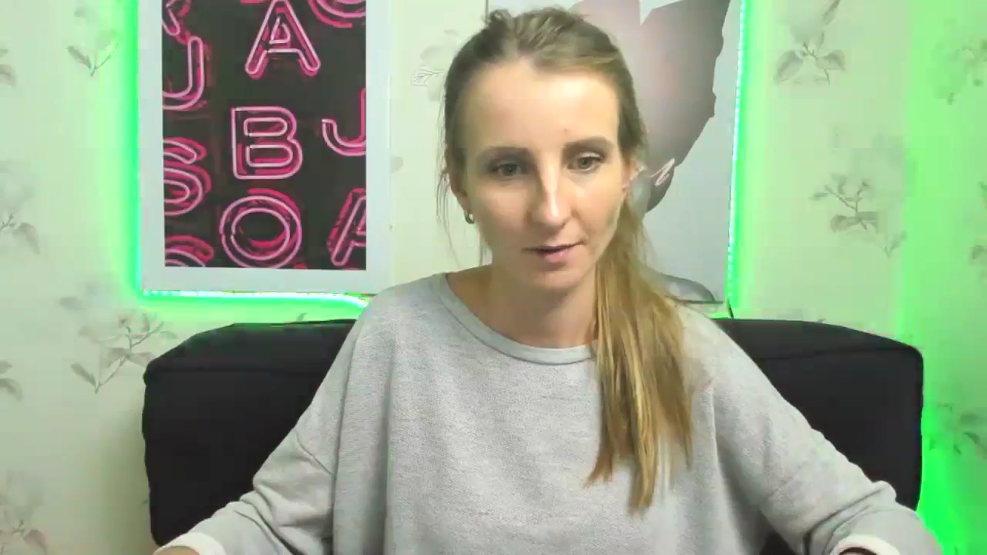Gallery image thumbnail from ChristinaVi's myfreecams stream on, 10/22/2023, 14:56 image 19 of 20