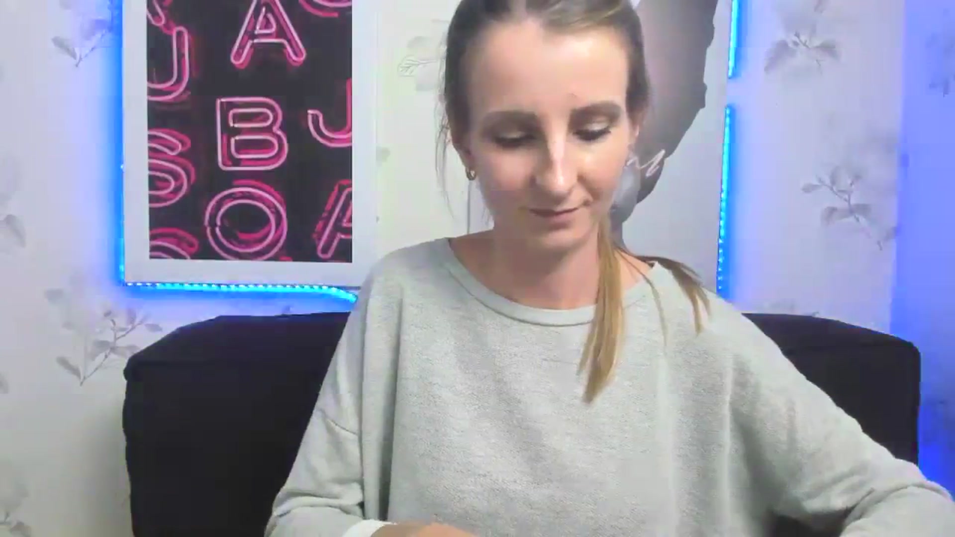 Gallery image thumbnail from ChristinaVi's myfreecams stream on, 10/22/2023, 14:56 image 4 of 20