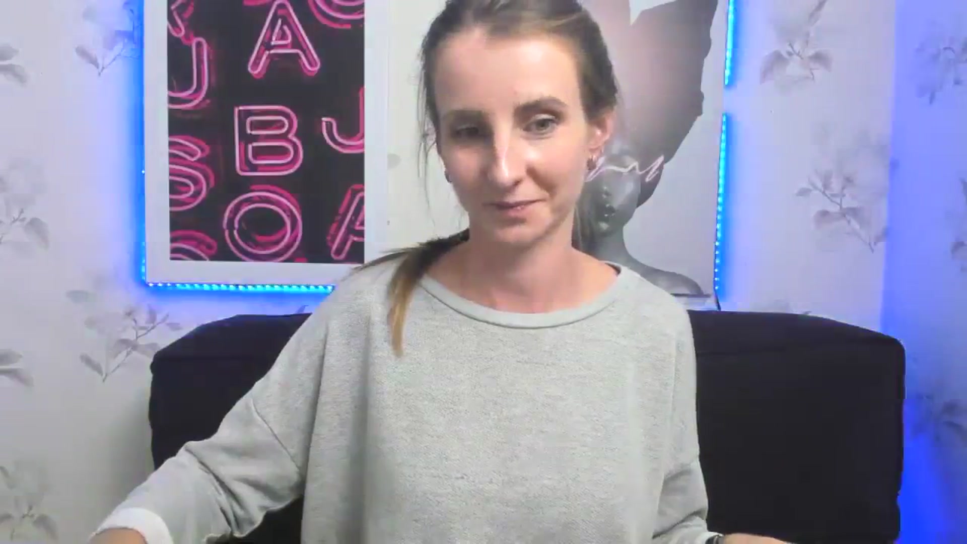 Gallery image thumbnail from ChristinaVi's myfreecams stream on, 10/22/2023, 14:56 image 10 of 20