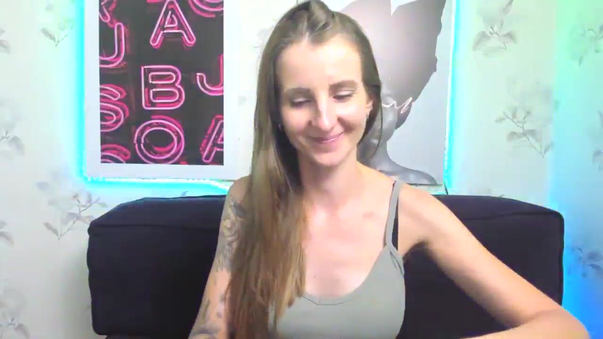 Gallery image thumbnail from ChristinaVi's myfreecams stream on, 10/22/2023, 15:26 image 4 of 20