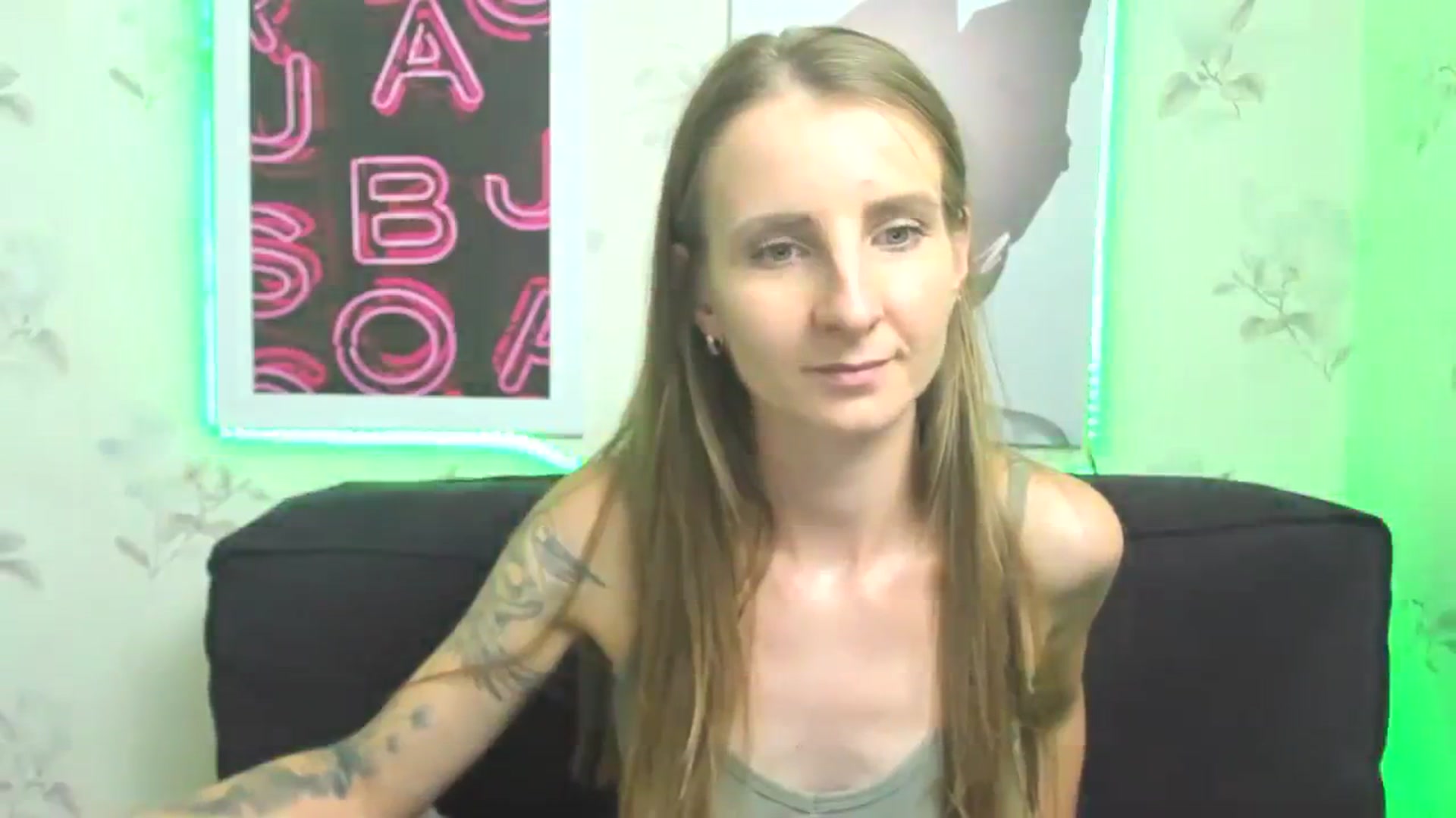 Gallery image thumbnail from ChristinaVi's myfreecams stream on, 10/22/2023, 16:50 image 3 of 20