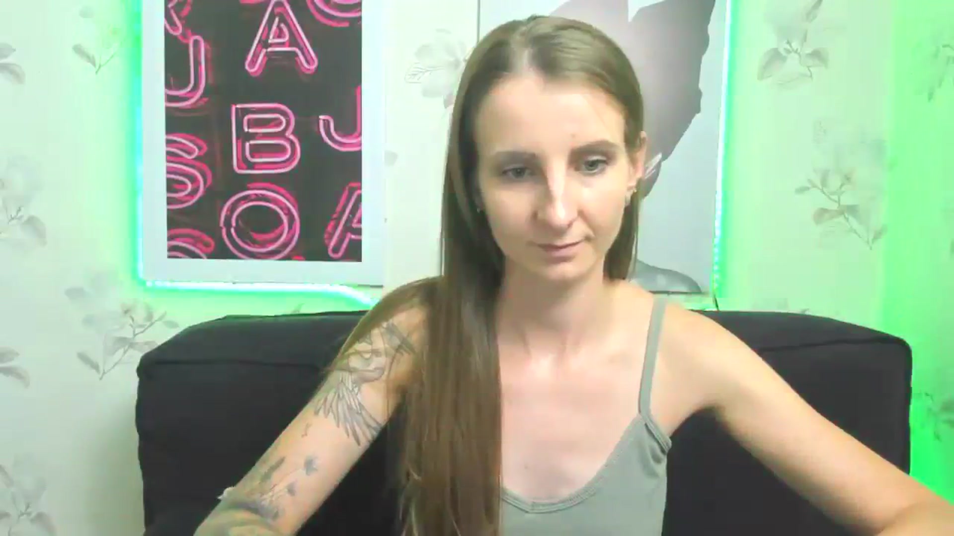 Gallery image thumbnail from ChristinaVi's myfreecams stream on, 10/22/2023, 16:50 image 12 of 20