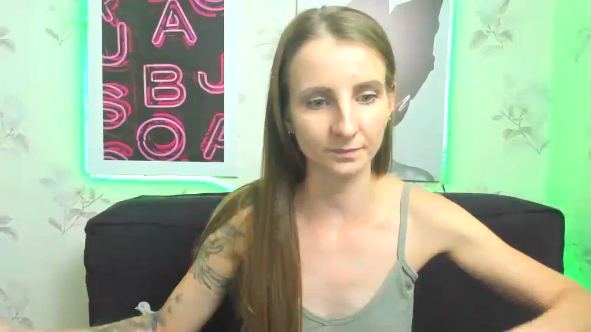 Gallery image thumbnail from ChristinaVi's myfreecams stream on, 10/22/2023, 16:50 image 13 of 20