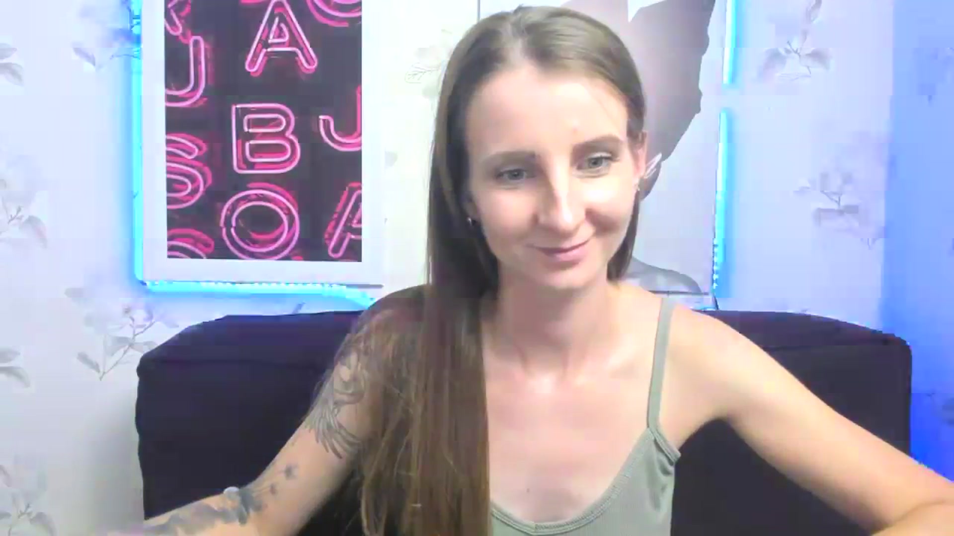 Gallery image thumbnail from ChristinaVi's myfreecams stream on, 10/22/2023, 16:50 image 7 of 20