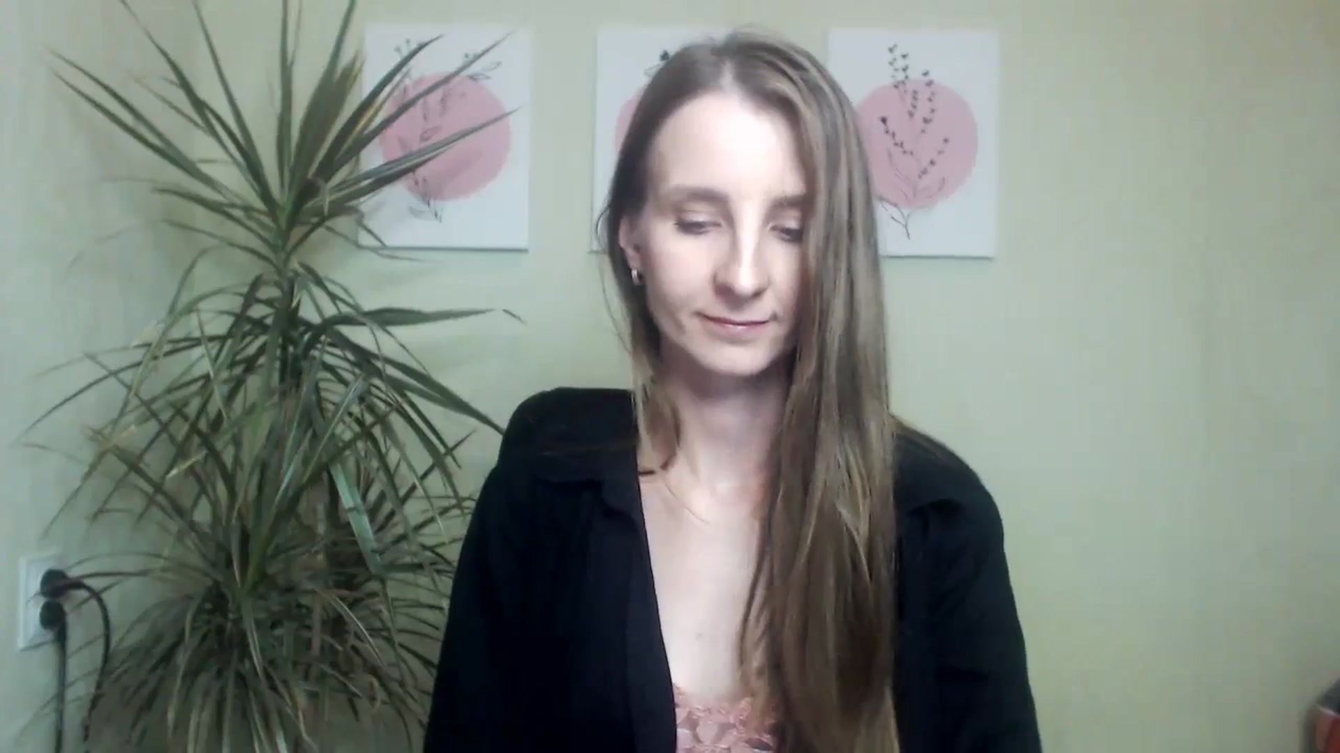 Gallery image thumbnail from ChristinaVi's myfreecams stream on, 10/26/2023, 15:31 image 11 of 20