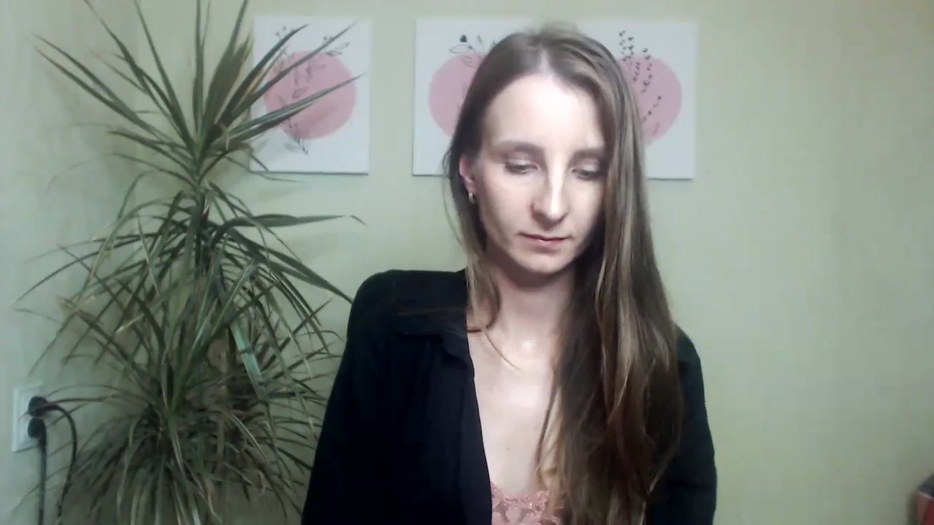 Gallery image thumbnail from ChristinaVi's myfreecams stream on, 10/26/2023, 15:31 image 10 of 20