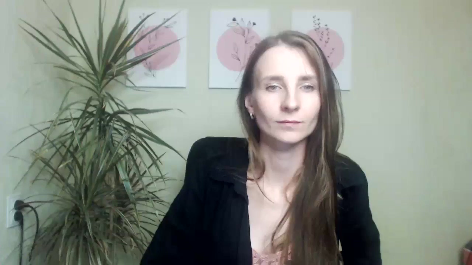 Gallery image thumbnail from ChristinaVi's myfreecams stream on, 10/26/2023, 15:31 image 6 of 20